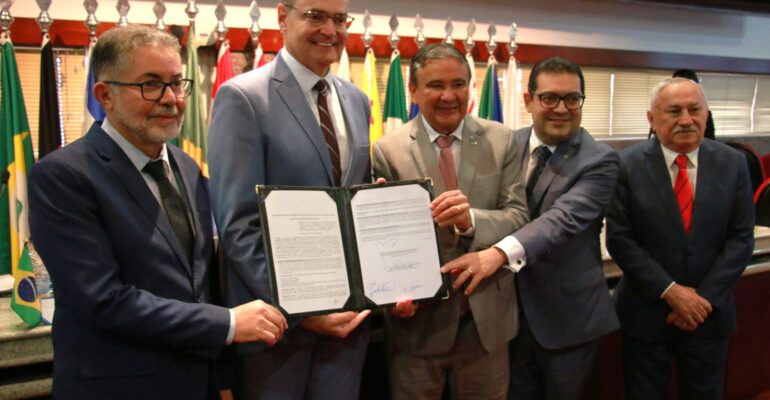 visita-ministro-MDS-scaled